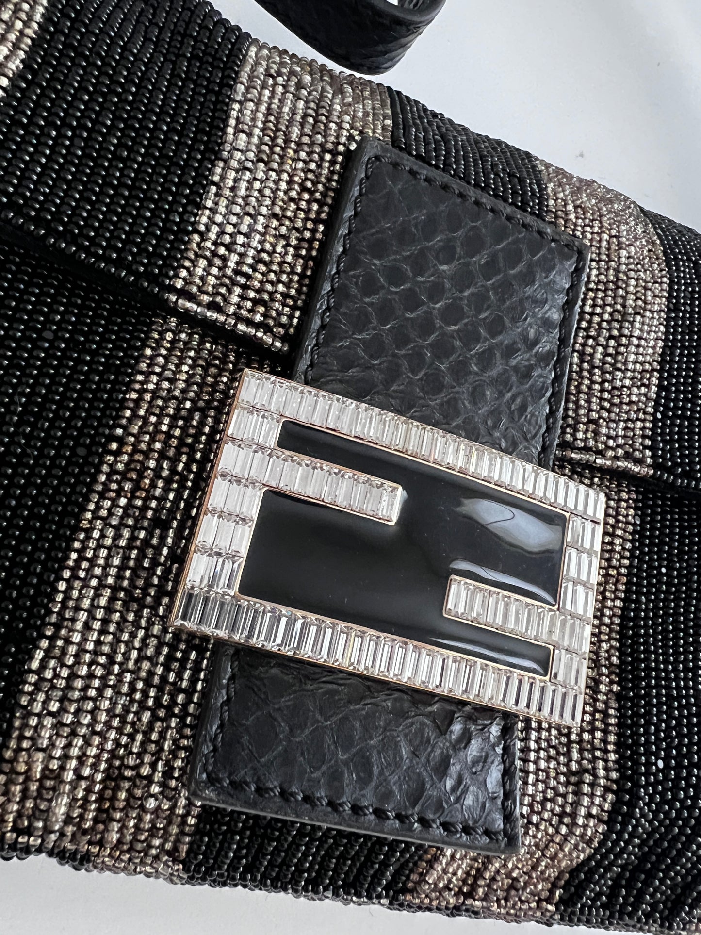 Pre-Owned Fendi full beaded stripe baguette