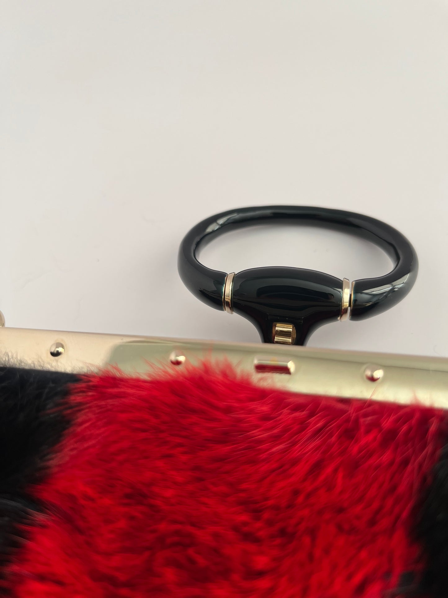 Gucci black and red stripes fur shoulder bag