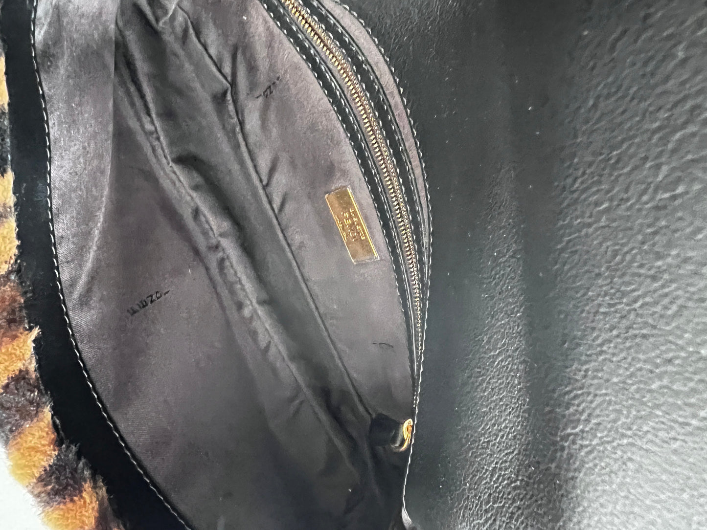Fendi FF shearling baguette(old style)