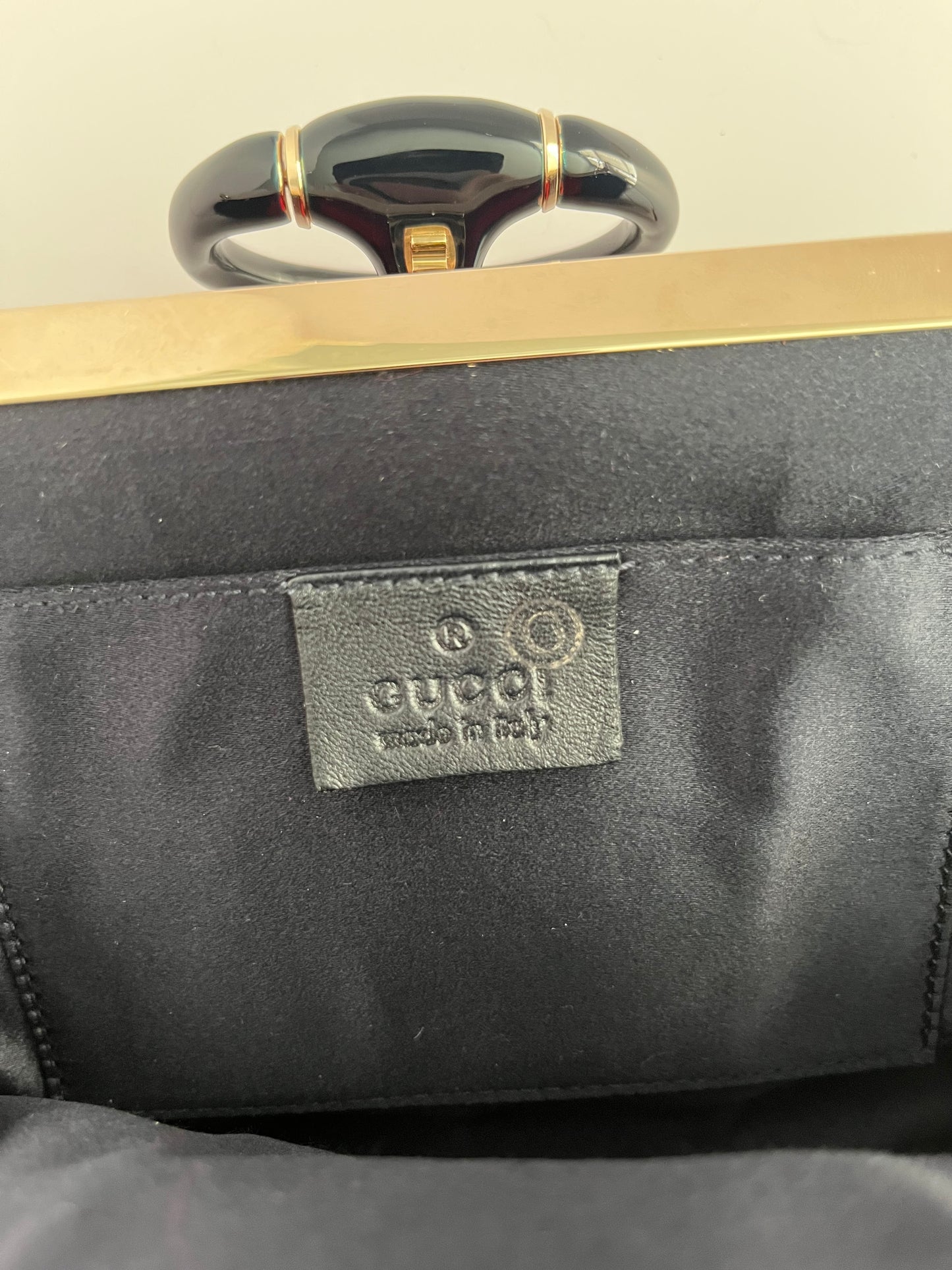 Gucci black and red stripes fur shoulder bag
