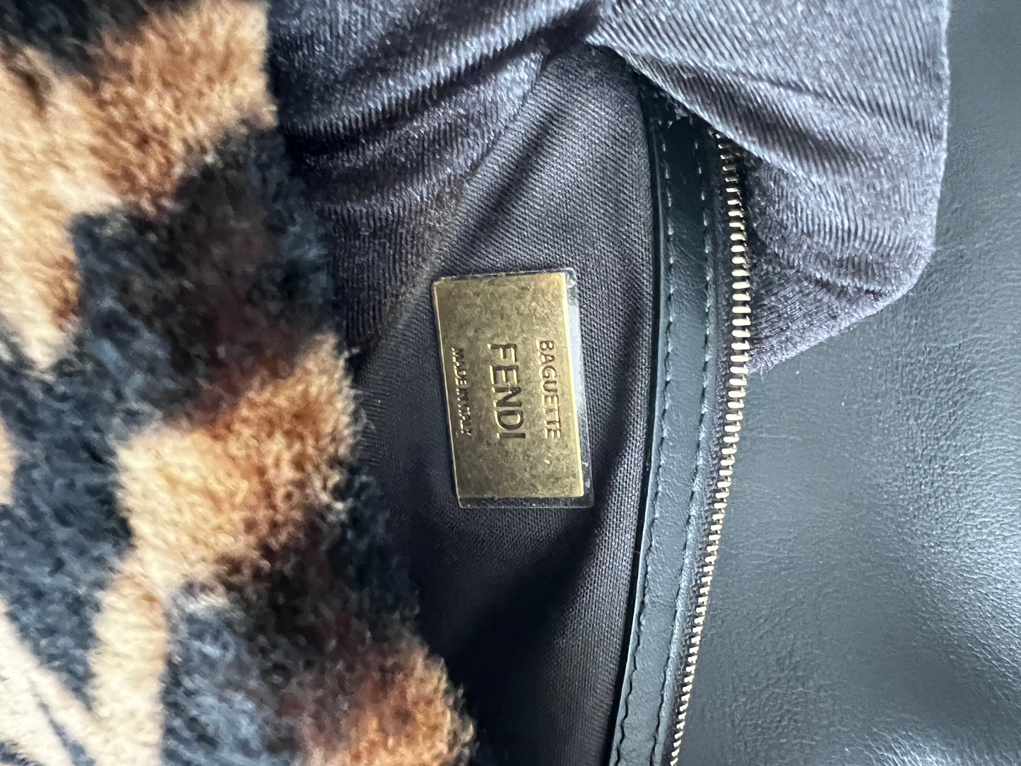 Fendi FF shearling baguette(old style)