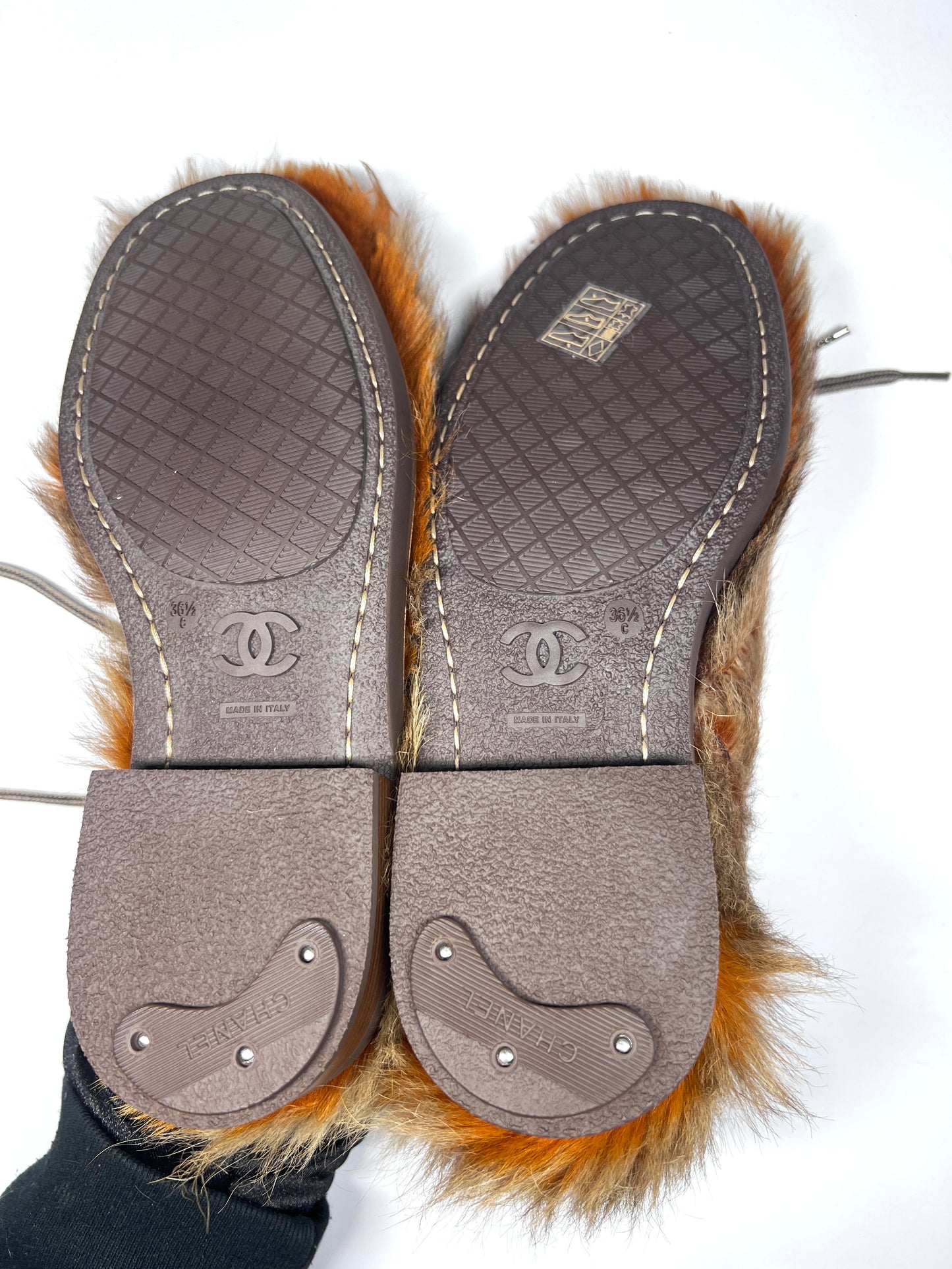 NWOT! Chanel fur boots size 6.5C