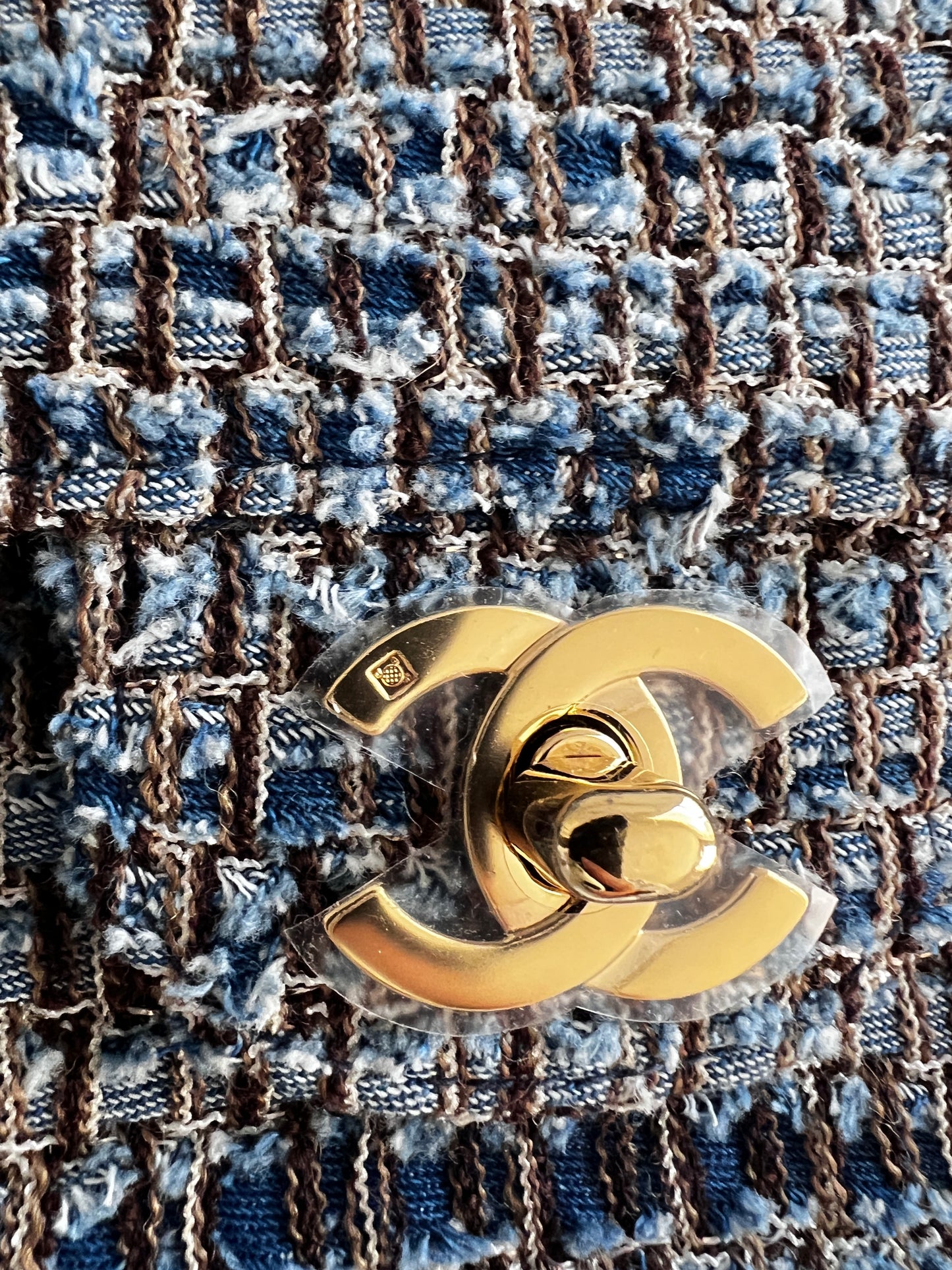 Pre-Owned Chanel medium size blue tweed double flap bag