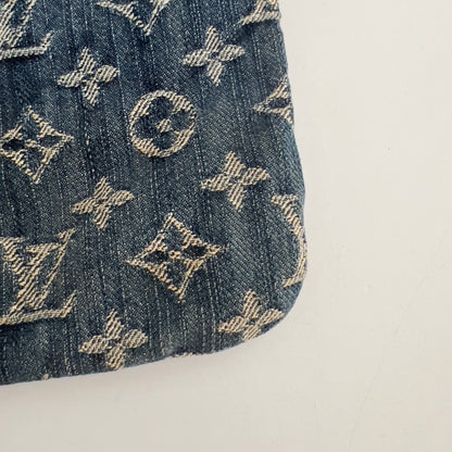 Vintage Louis Vuitton Monogram Denim Pochette Plat Clutch Blue