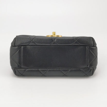 Flap Bag Lambskin CC turn-lock