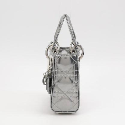 Lady Dior Patent leather Logo