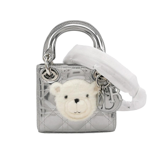 Lady Dior Patent leather Logo