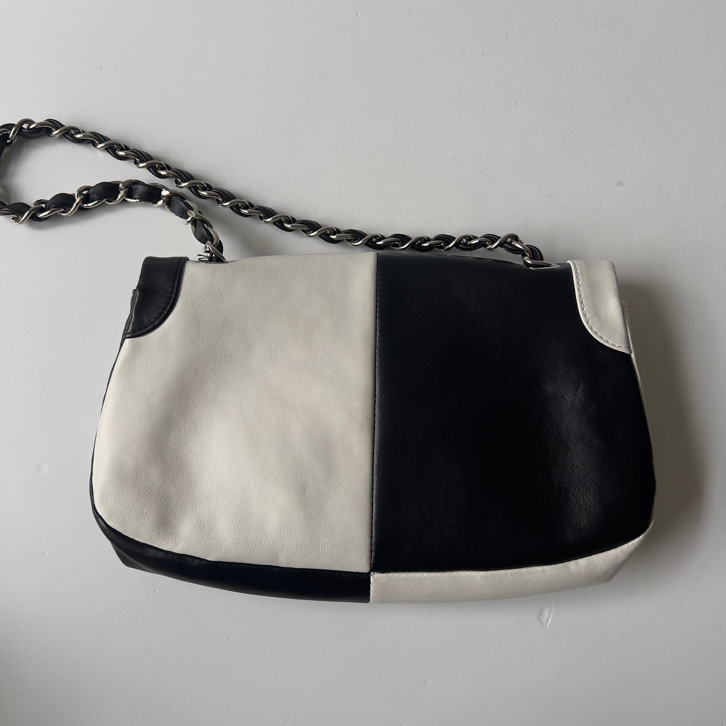 Chanel Bicolor Small Flap bag Black/white
