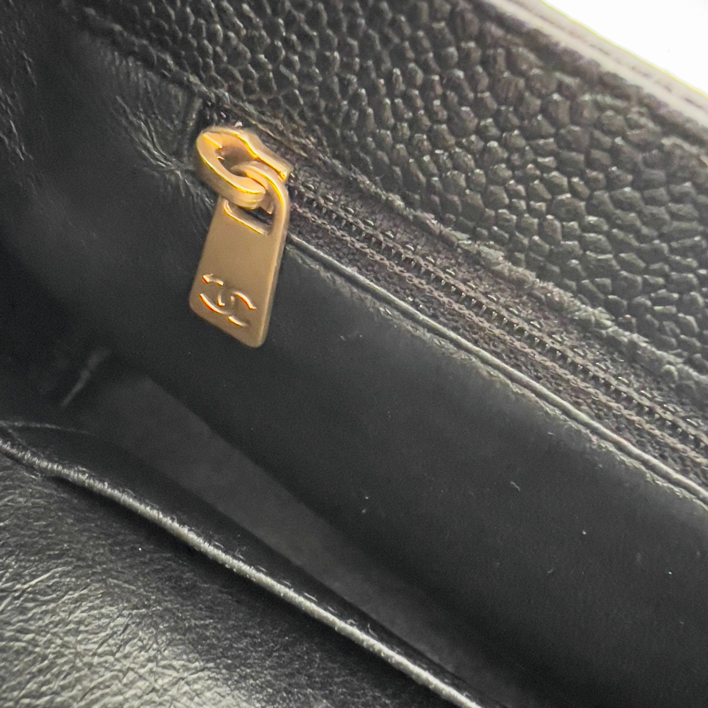 Vintage Chanel Caviar Wood Handle CC bag