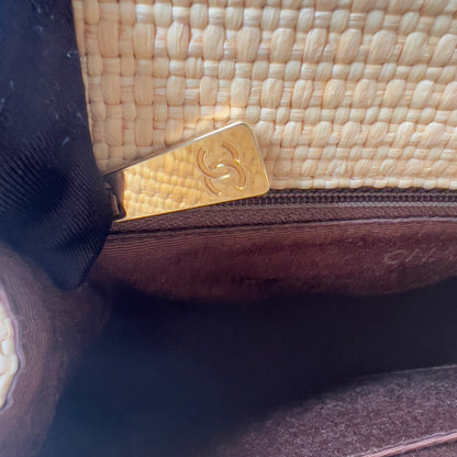 Vintage Chanel 90s CC Logo Chain Shoulder Bag Cream Gold Straw