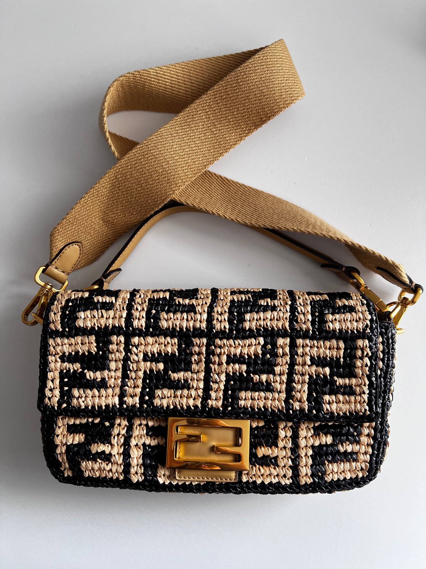 Fendi raffia baguette