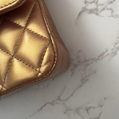 Chanel Metallic Lambskin Quilted Medium Double Flap Golden