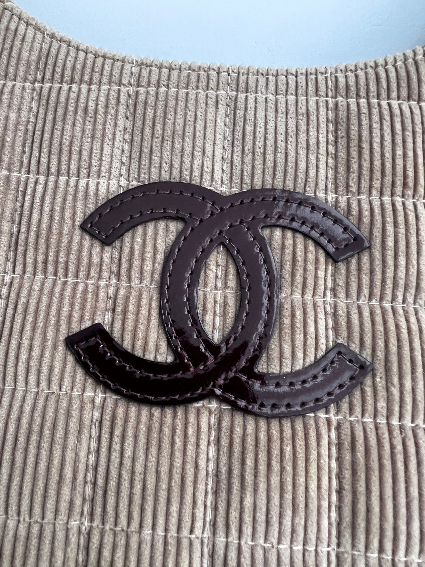 Chanel corduroy kiss lick CC shoulder bag