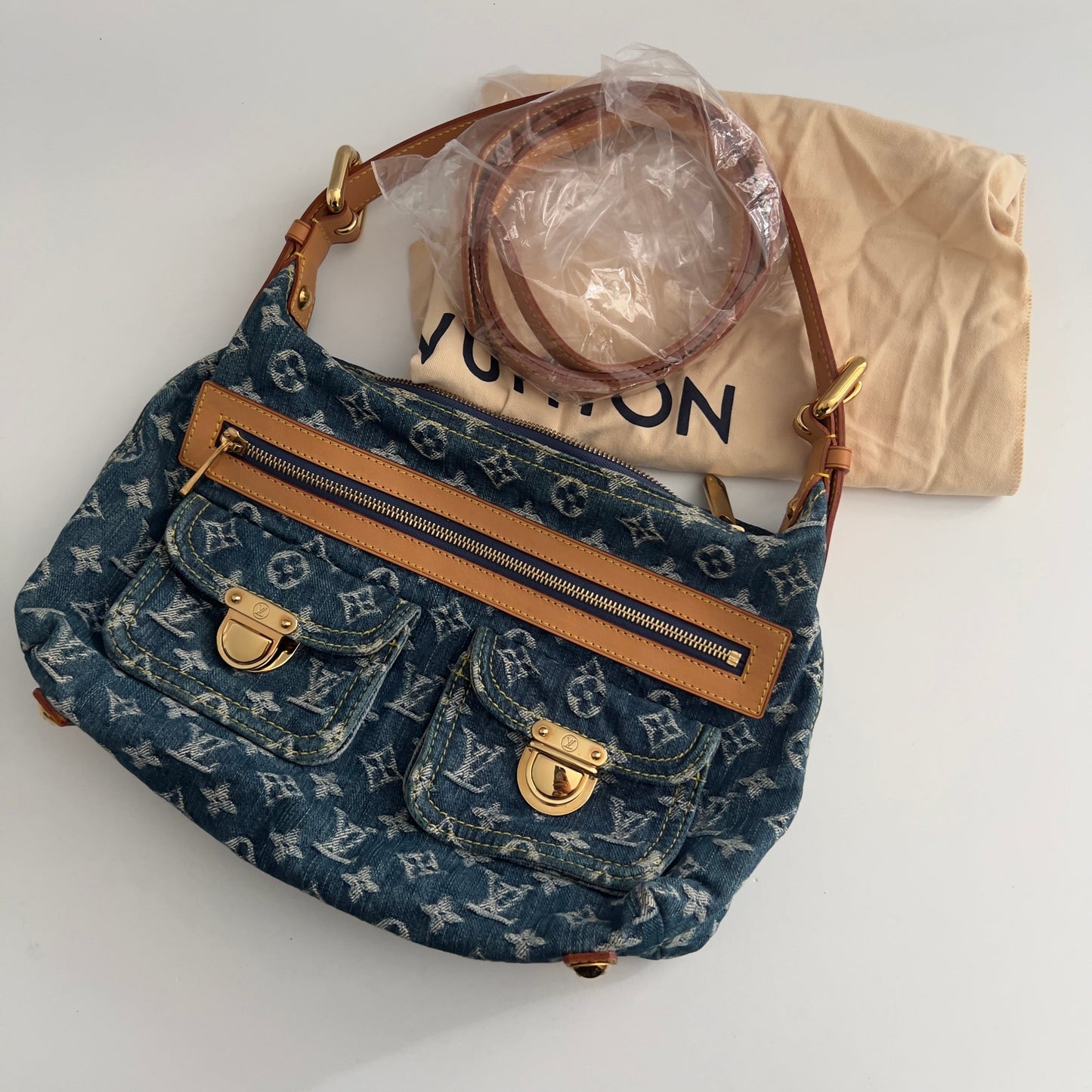 NWOT! Vintage Louis Vuitton Blue Baggy PM