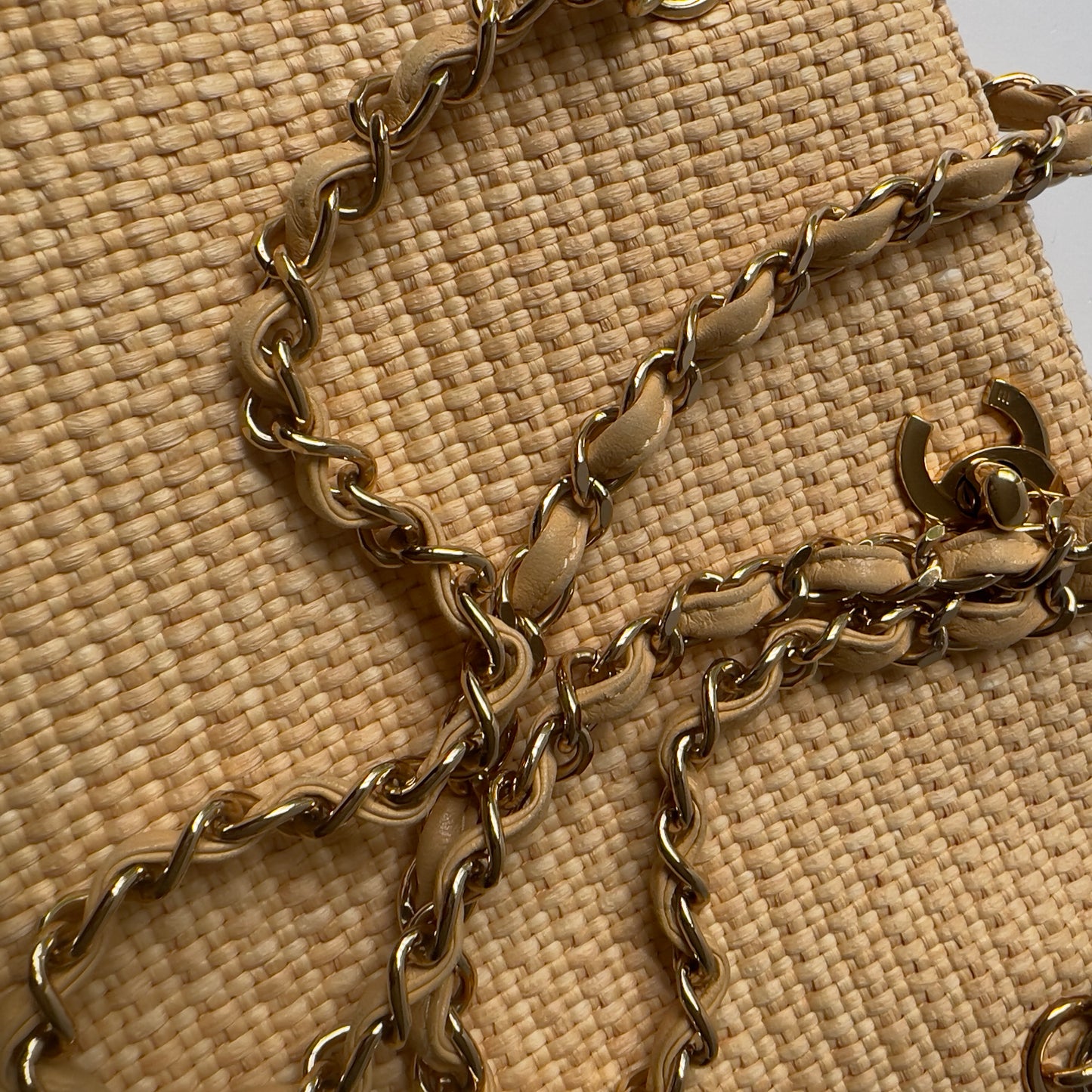 Vintage Chanel 90s CC Logo Chain Shoulder Bag Cream Gold Straw