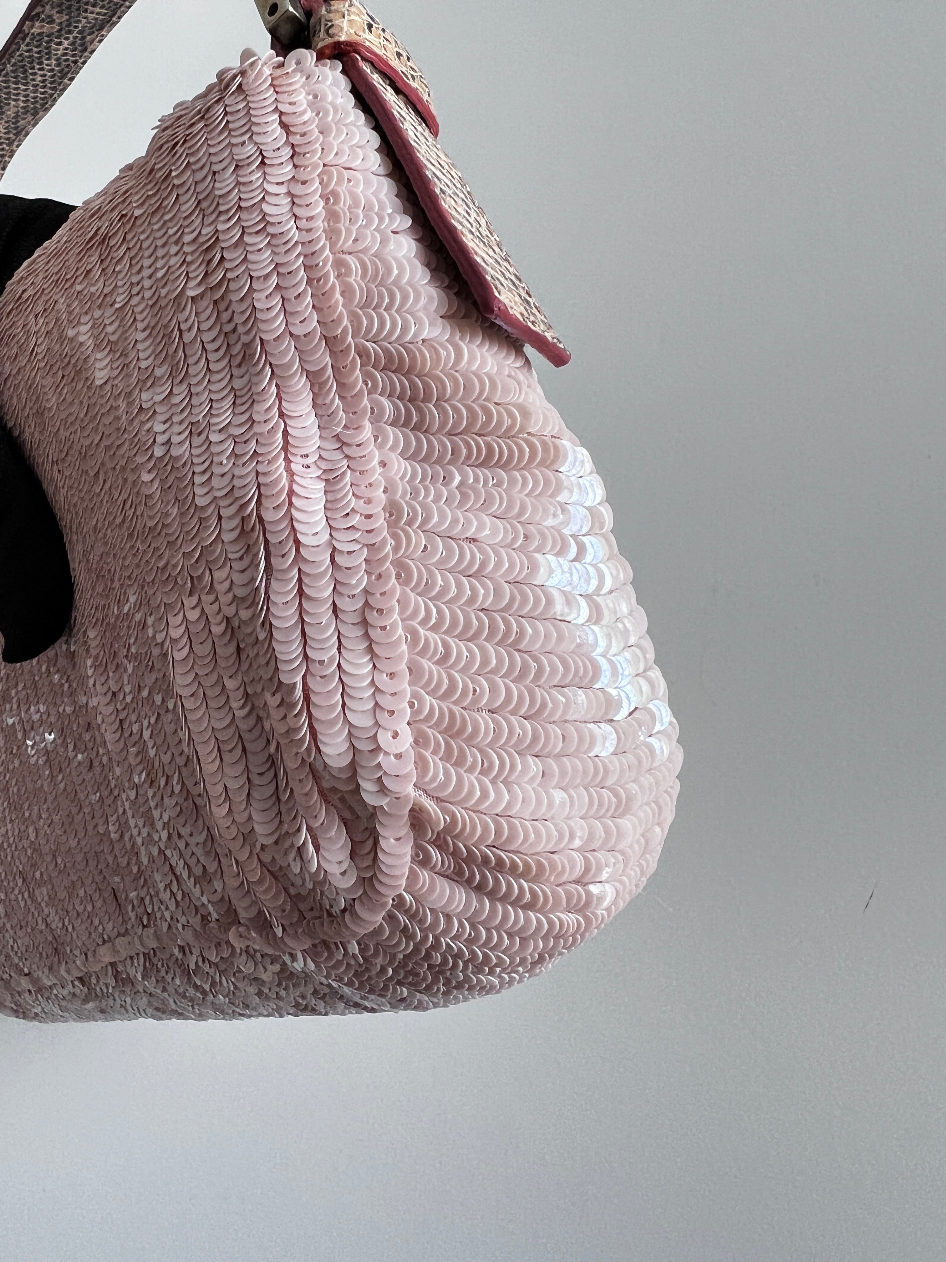 SAKURA　FENDI Vintage Fendi Sakura pink sequin baguette – LuxuryEliteFinds