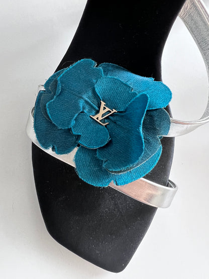 Louis Vuitton blue flower high heels size 7