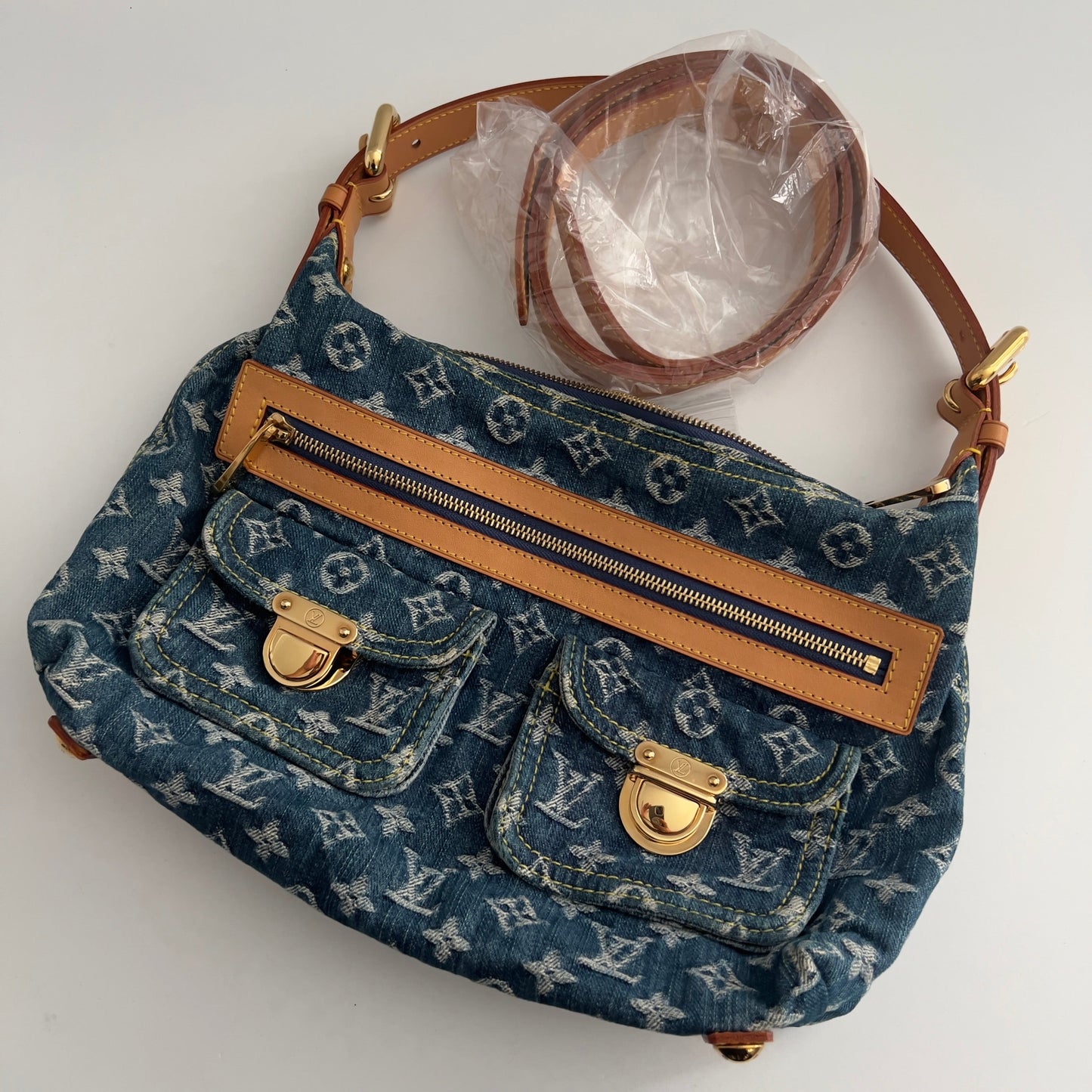NWOT! Vintage Louis Vuitton Blue Baggy PM