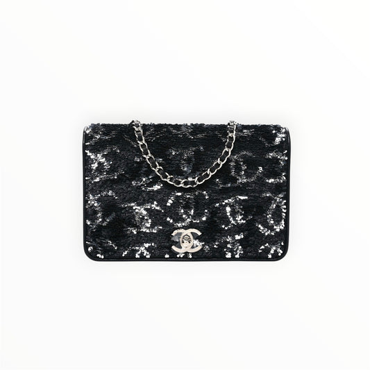 NWOT！23K Chanel Classic Reversible Sequin CC Wallet On Chain Handbag Rare Limited
