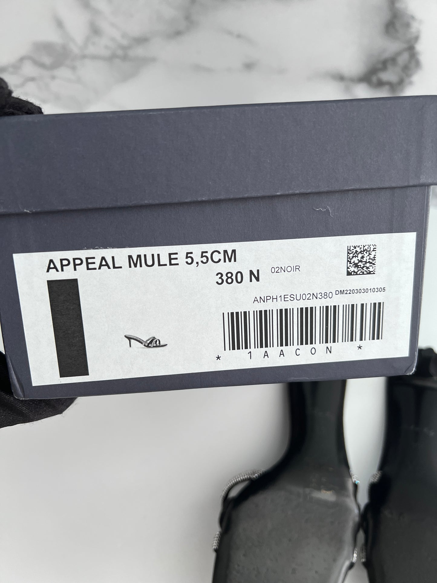 Louis Vuitton appeal mule heels size38