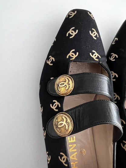 Vintage Chanel canvas logo flap shoes