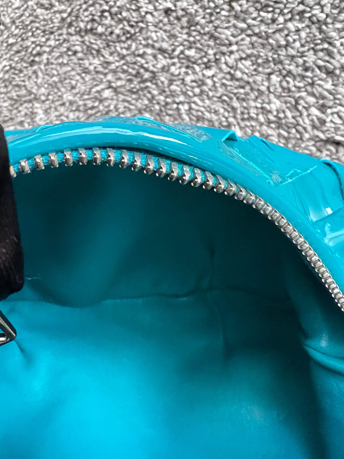 NWOT! Bottega Veneta Blue Patent mini Jodie