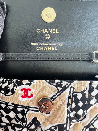 Chanel Earend Checkered Flag Print Cocomark mini chain should bag 2022 Beige Black Gold